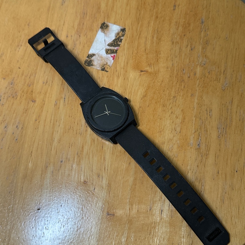 Nixon Time Teller